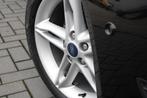 Ford Focus Wagon 1.0 Titanium Parkeer senosren voor/achter |, Auto's, Ford, Te koop, Geïmporteerd, 5 stoelen, Benzine