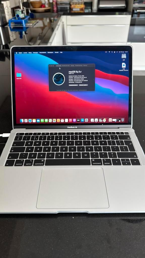 MacBook Air perfecte staat + cover + thunderbolt + doos, Computers en Software, Apple Macbooks, Zo goed als nieuw, MacBook Air