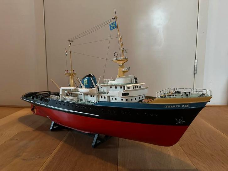 ZWART ZEE - RC MODEL, Hobby en Vrije tijd, Modelbouw | Boten en Schepen, Zo goed als nieuw, Ophalen