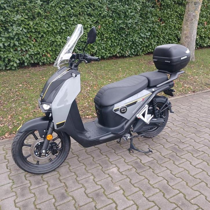 super soco cpx, Fietsen en Brommers, Snorfietsen en Snorscooters, Zo goed als nieuw, Overige merken, Elektrisch, Ophalen