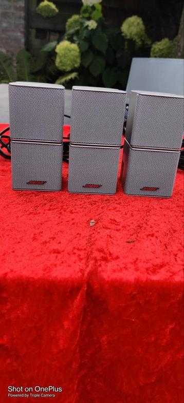Bose Jewel luidsprekers 3x zilvergrijs met de kabels  beschikbaar voor biedingen