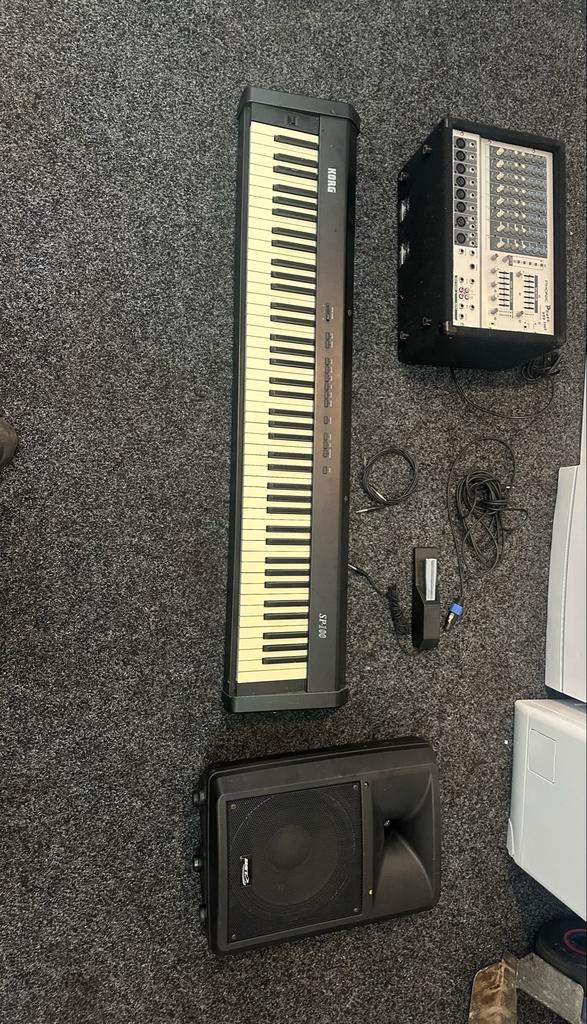 Korg SP-100 Piano Set met Speaker & Mixer, Muziek en Instrumenten, Keyboards, Gebruikt, 88 toetsen, Korg, Aanslaggevoelig, Ophalen of Verzenden