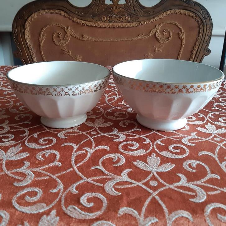 2x franse spoelkom facet met gouden decor en sierrand, Antiek en Kunst, Antiek | Schalen, Verzenden