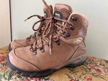 Meindl Wandelschoenen Maat 39 beschikbaar voor biedingen