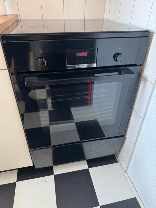 Bosch inductiefornuis, Witgoed en Apparatuur, Fornuizen, Zo goed als nieuw, Vrijstaand, Inductie, 4 kookzones, 85 tot 90 cm, 45 tot 60 cm
