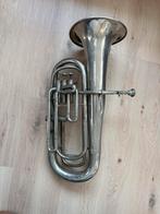 Decoratief muziekinstrument, Ophalen