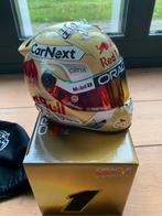 Max Verstappen 1:2 gouden helm World Champion 2022, Nieuw, Ophalen of Verzenden, Formule 1