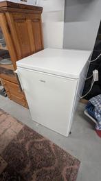 Koelkast met vriesvak, Witgoed en Apparatuur, Vriezers en Diepvrieskisten, Ophalen, Gebruikt, Minder dan 60 cm