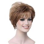 Moderne pruik kort haar in laagjes lichtbruin goudblond V6, Verzenden, Nieuw, Pruik of Haarverlenging