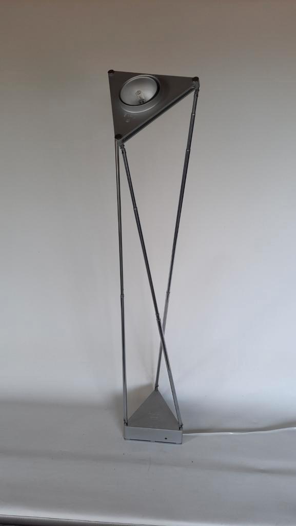 Plafondlamp of vloerlamp Lucitalia Ferdinand A Porsche., Huis en Inrichting, Lampen | Plafondlampen, Zo goed als nieuw, Kunststof