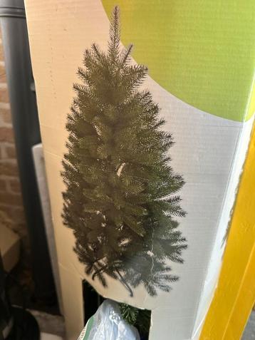 Kerstboom 120cm beschikbaar voor biedingen