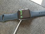 Smartwatch Apple 6 serie  44rmm inclusief oplader, Gebruikt, Ophalen of Verzenden, IOS, Hartslag