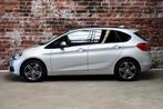 BMW 2 Serie Active Tourer 218i Executive / Navigatie / LED /, Auto's, BMW, Te koop, Zilver of Grijs, Benzine, Gebruikt