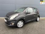 Chevrolet Spark 1.0 16V LT bouwjaar 2013 met airco, Auto's, Chevrolet, Voorwielaandrijving, 839 kg, Gebruikt, Zwart