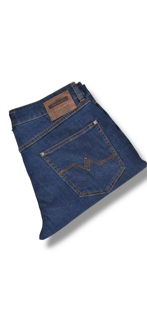 Stile Latino – Jeans in Donkerblauw Denim – Maat 54, Kleding | Heren, Spijkerbroeken en Jeans, Zo goed als nieuw, W36 - W38 (confectie 52/54)