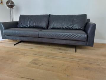 Prachtige antraciet zwart leren bank natuurlijk gelooid beschikbaar voor biedingen