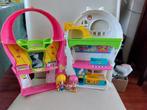 Pinypon speelhuisje +2 popjes, Ophalen of Verzenden, Zo goed als nieuw