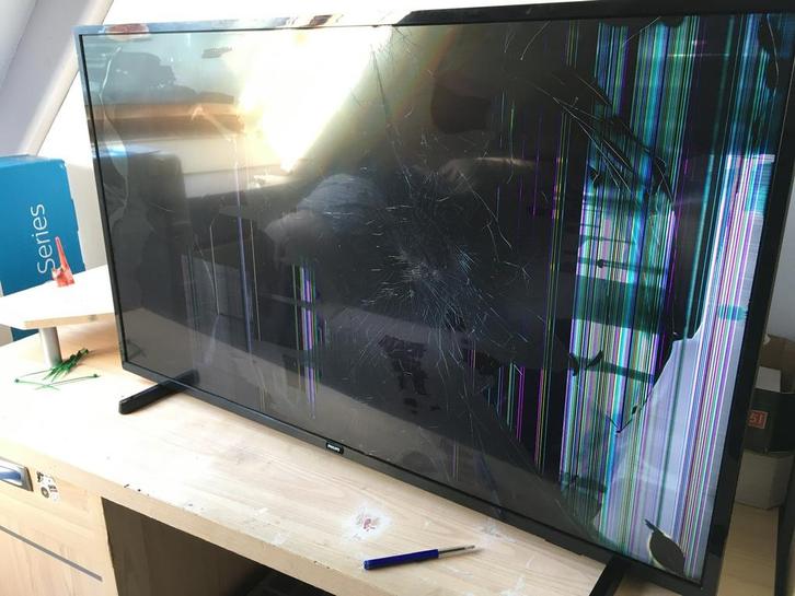 [DEFECT] 4K SMART TV 43" UHD Vision Atmos Philips 43PUS6504, Audio, Tv en Foto, Televisies, Niet werkend, LED, 100 cm of meer