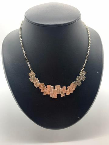 Z225 Prachtige zilveren modernist ketting beschikbaar voor biedingen