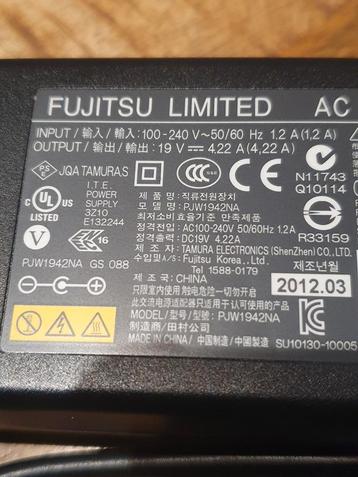 FUJITSU LIMITED AC ADAPTER voor laptop 19v dc 4.22A  80W beschikbaar voor biedingen