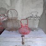 Brocante oud rood klein mini eiermandje draadmandje *Etage3*, Huis en Inrichting, Gebruikt, ., Ophalen of Verzenden, .
