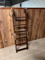 Boottrappetje hout zeer netjes in de lak!, Watersport en Boten, Ophalen of Verzenden, Zo goed als nieuw, Overige typen