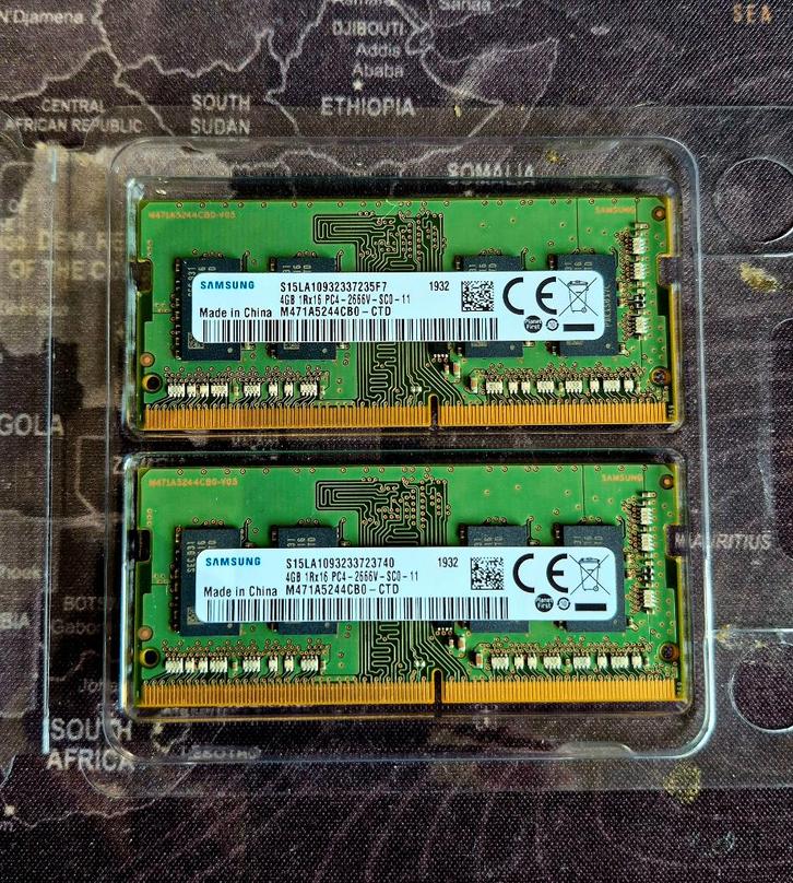Samsung SO-DIMM DDR3 8GB kit (2x4GB, 2666MHz), Computers en Software, RAM geheugen, Zo goed als nieuw, Laptop, 8 GB, DDR3, Ophalen of Verzenden