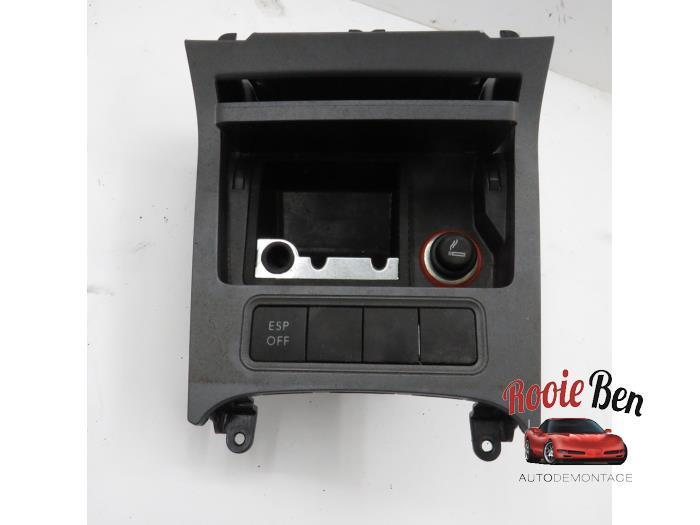 Asbak voor van een Volkswagen Golf, Auto-onderdelen, Interieur en Bekleding, Volkswagen, Gebruikt, 3 maanden garantie, Ophalen of Verzenden