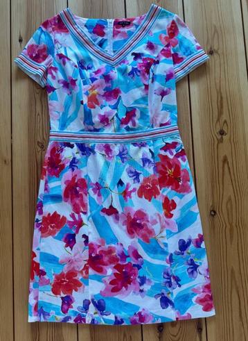 Jurk Caroline Biss - Wit Bloemen – Maat 40 / Medium  beschikbaar voor biedingen