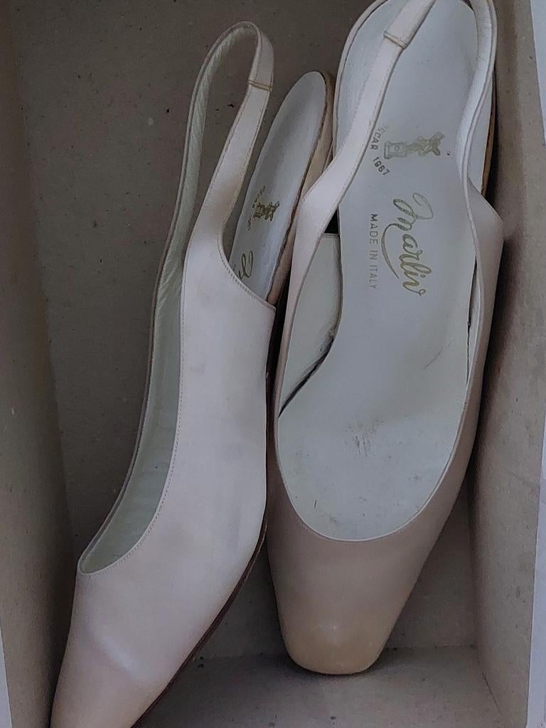 Leren Trouwschoenen met Satijnen Bekleding, Pumps, Beige, Marlin, Ophalen of Verzenden