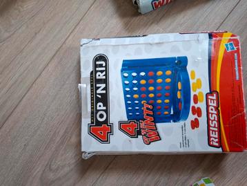 Vier op een rij beschikbaar voor biedingen