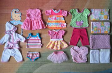 Poppenkleding poppen kleertjes (tot 45 cm)  beschikbaar voor biedingen
