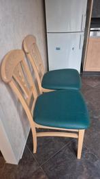 Set van 2 houten stoelen met groene zitting, Huis en Inrichting, Stoelen, Ophalen