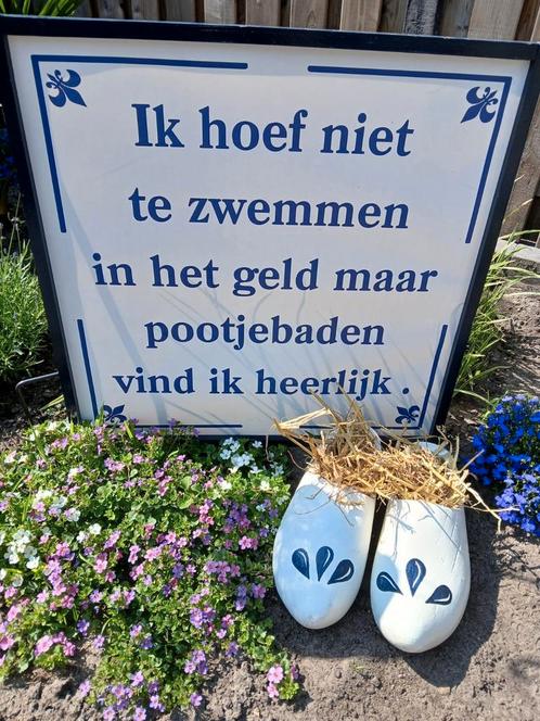 Te huur mooie straatversiering Hollandse tegeltjes, Hobby en Vrije tijd, Feestartikelen | Verhuur, Gebruikt, Ophalen