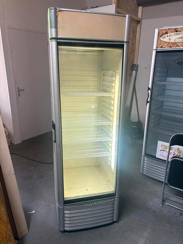 Glasdeur koelkast met verlichting beschikbaar voor biedingen