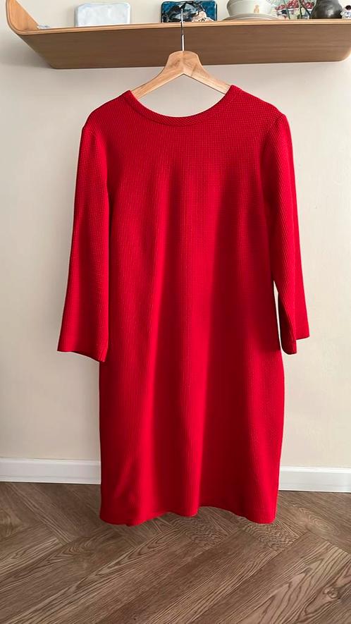 Rode zomerjurk Vanilia maat 44, Kleding | Dames, Jurken, Zo goed als nieuw, Maat 42/44 (L), Rood, Onder de knie, Ophalen of Verzenden
