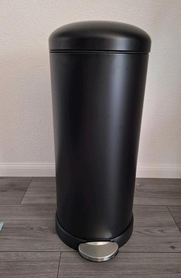 Prullenbak- Pendaalemmer 30L zwart beschikbaar voor biedingen