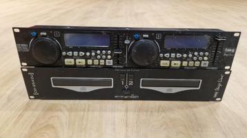 Diverse audio apparaten * CD-spelers, mixer, versterker beschikbaar voor biedingen