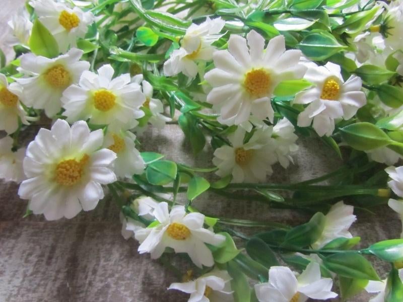 MARGRIETJES KUNST GUIRLANDE