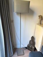 Staande lamp met grijze kap, Huis en Inrichting, Ophalen, Gebruikt, Metaal, 150 tot 200 cm