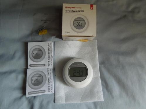 Honeywell Home T87G-E Round ON/OFF thermostaat Aan/uit kamer, Doe-het-zelf en Verbouw, Thermostaten, Zo goed als nieuw, Ophalen of Verzenden