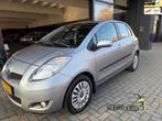 Toyota Yaris 1.3 VVTi Aspiration / AUTOMAAT / APK 11-2026, Auto's, Gebruikt, 4 cilinders, Bedrijf, 39 €/maand