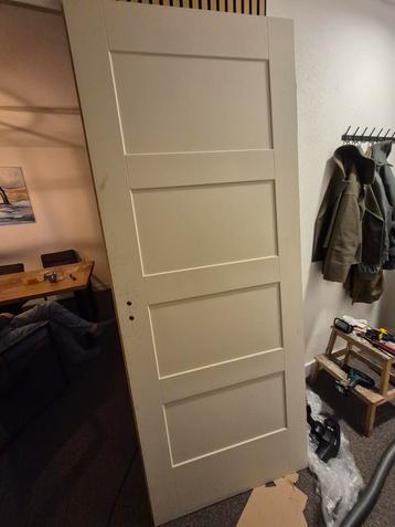 Opdekdeur 211.5x83 - verkeerd geboord, herstel mogelijk beschikbaar voor biedingen