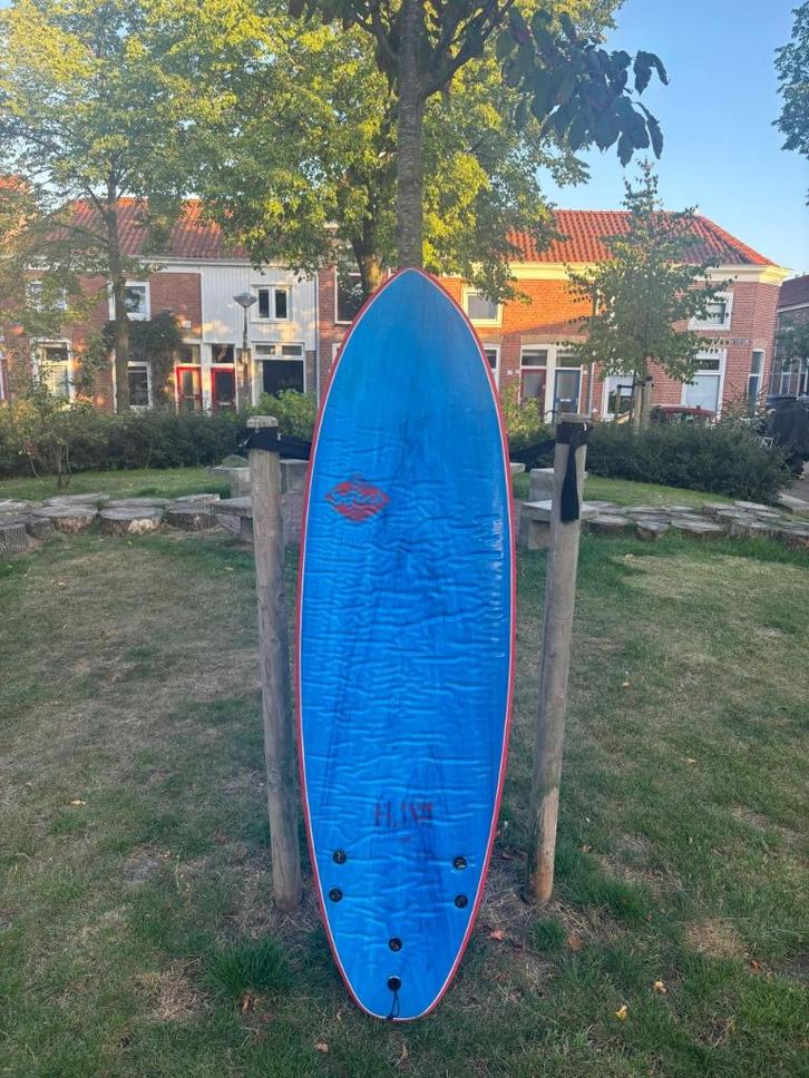 Softech Eric Geiselman Flash, Watersport en Boten, Golfsurfen, Gebruikt, Funboard, Met vinnen, Met koord, Ophalen