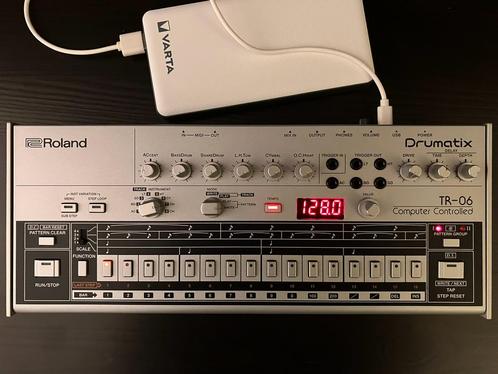 Roland Boutique TR-06 Drumatix (moderne TR-606), Muziek en Instrumenten, Drumcomputers, Zo goed als nieuw, Roland, Verzenden