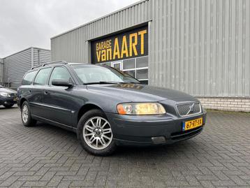 Volvo V70 2.4 Momentum | LEER | AUTOMAAT | beschikbaar voor biedingen