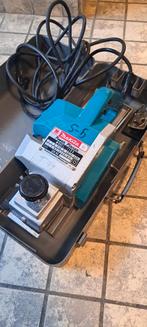 Makita Schaafmachine, Ophalen, Gebruikt