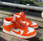 Nike schoenen (nike syracuse dunks), Kleding | Dames, Schoenen, Nike, Oranje, Ophalen of Verzenden, Sneakers of Gympen