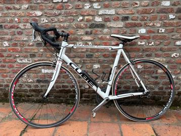 Cube racefiets beschikbaar voor biedingen