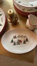 Ovale schaal kerstservies Wedgwood Windsor Christmas kerst, Ophalen of Verzenden, Wedgwood, Porselein, Schaal of Schalen
